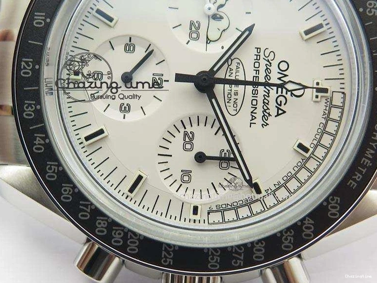 0429 Efficient Speedmaster JHF SS Snoopy Award 45th Anniversary White dial On SS Bracelet 8239